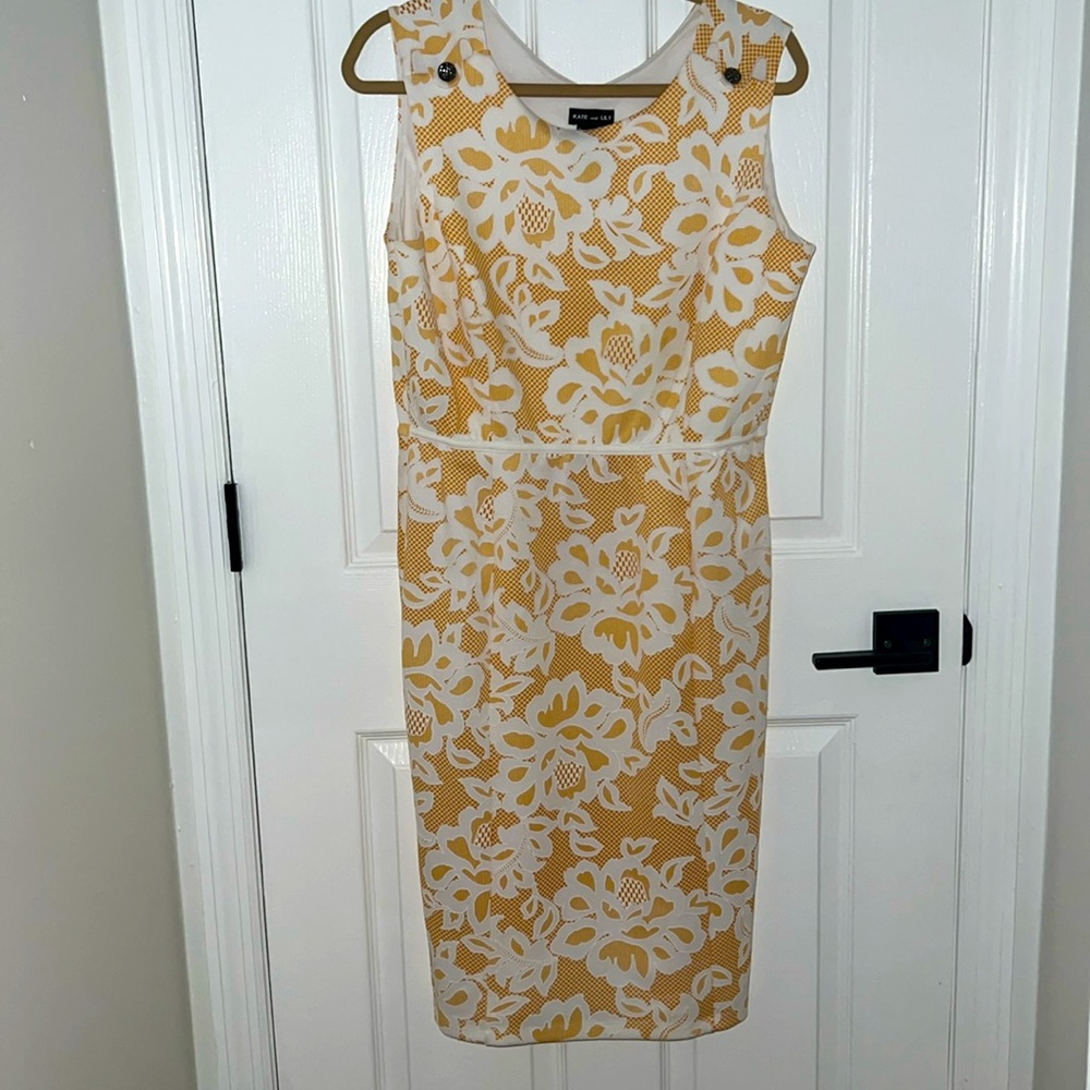 Beautiful White and Yellow Dress